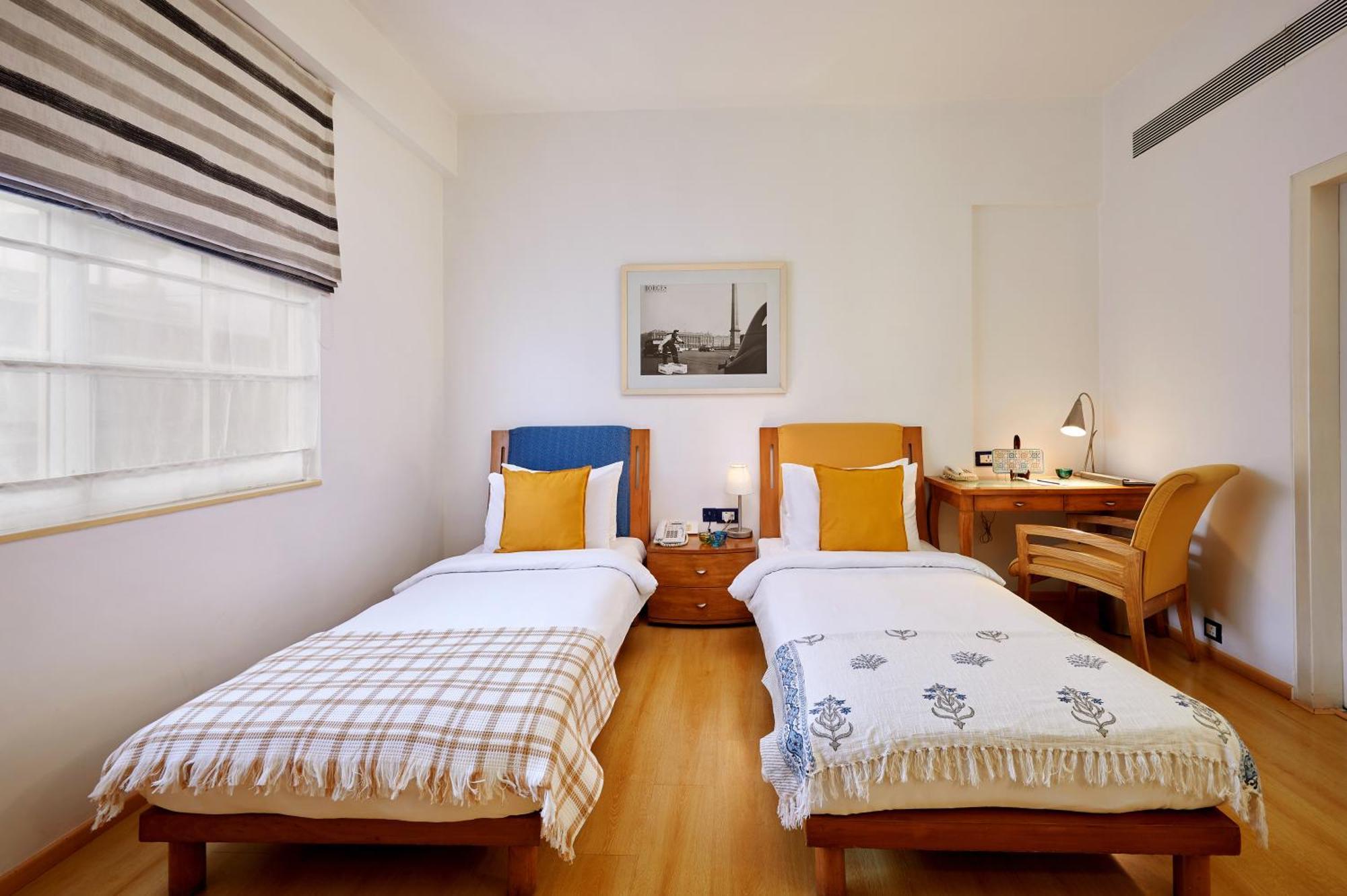The Gordon House Hotel, Colaba Mumbai Ngoại thất bức ảnh
