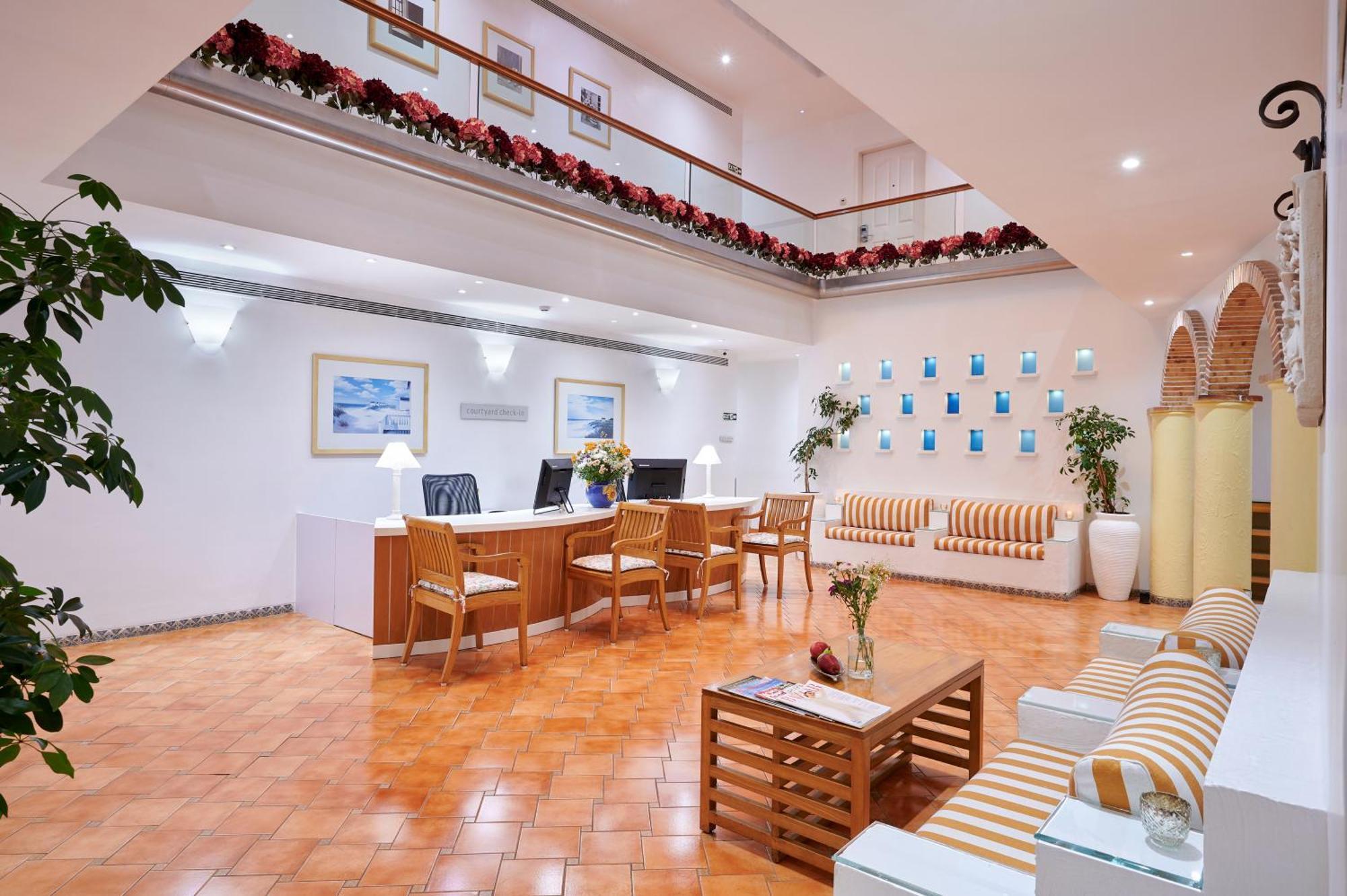 The Gordon House Hotel, Colaba Mumbai Ngoại thất bức ảnh